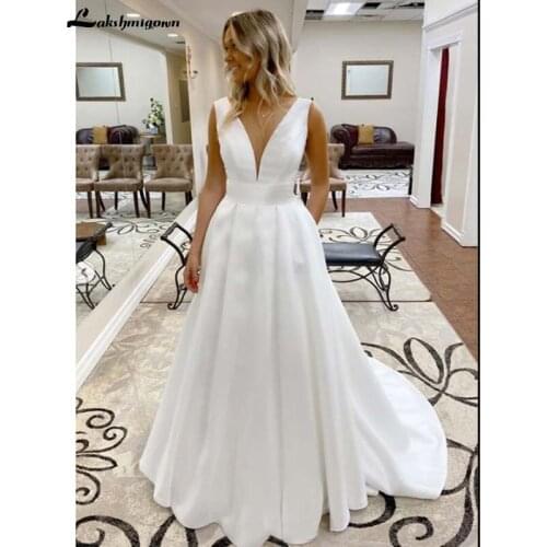 Lakshmigown Simple v neck satin long Wedding Dresses 2020 Sleeveless Bridal Gown robe de soiree courte