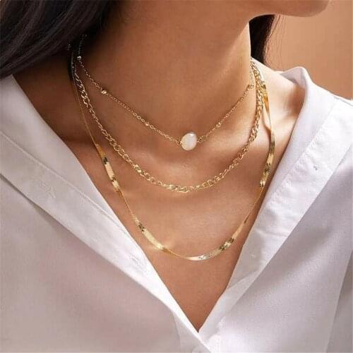 New Female Snake Chain Collar Necklaces For Women 2021 Vintage Fashion Multilevel Gold Milky White Stone Jewelry Gift Wholesale
