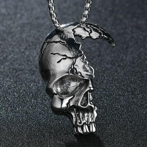 Retro Horrible Broken Skull Punk Pendant Necklace Men Gothic Hip Hop Metal Long Chain Vintage Jewelry Gift