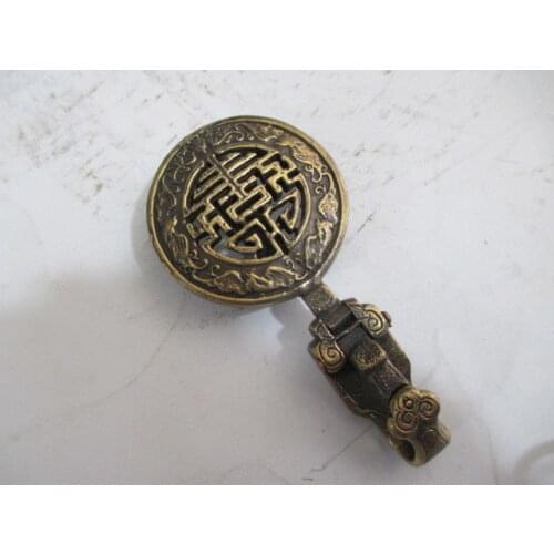 Chinas Tibet antique brass buckle to ward off bad luck
