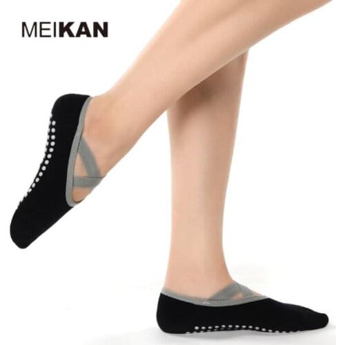 Meikan Straps Design Non-Slip Yoga Socks for Women Perfect for Pilates Barre Bikram Workout Socks dance with Grips