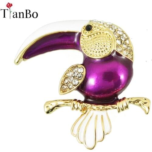 Lovely Toucan Brooches Austrian Crystal Enamel Esmalte Birds Clothe Accessories woodpecker Men Women Suit Lapel Pins Joias