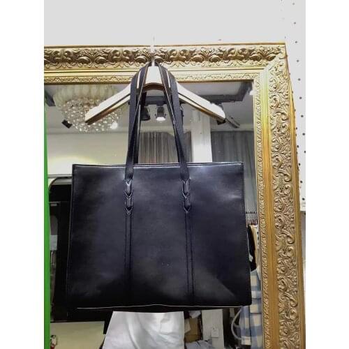 2021 New Fashion Women Black Shoulder Bag Letter Wings Decoration Large Capacity Ladies Tote Leather Bag Simple Handbags