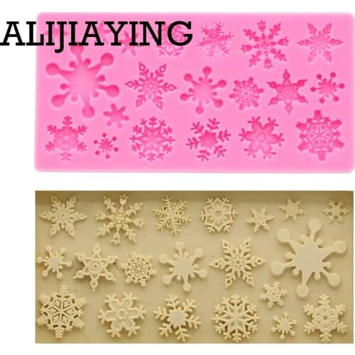 M1425 DIY Christmas snowflake molds Sugarcraft Silicone Mold cake Decorating tool fondant chocolate candy dessert craft moulds