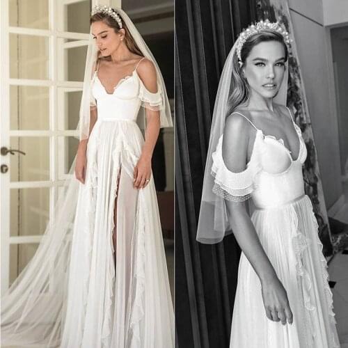 Hot Sale Charming Beach Wedding Dresses Side Split V Neckline Bridal Gowns Off Shoulder Sleeve Wedding Gowns Spaghetti Straps