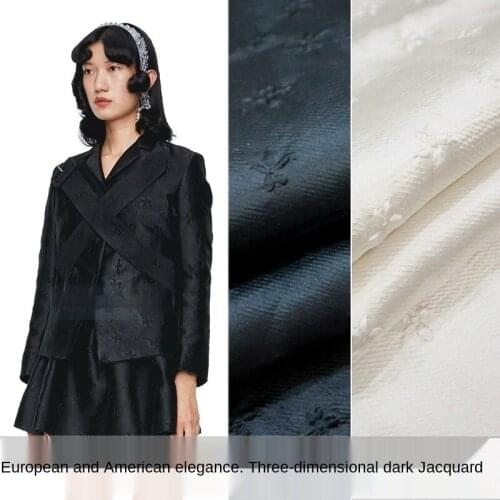 Spring, summer and autumn embossed three-dimensional yarn-dyed jacquard fabric, sewing fabric factory shop is not out of stock