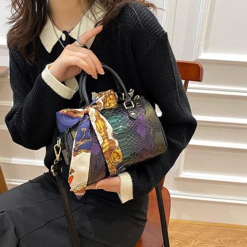 2021 New High Quality Women Leather Handbags Messenger Bag Ladies Office Work Clutch Top Handle Bag Serpentine