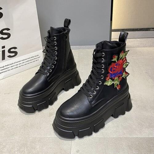 New Winter Boots For Women Fashion Floral Embroidery Lace-up Zipper Botas Mujer Boots Platform Heel Ladies Autumn Shoes