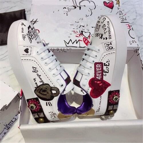 Embroidery Women Sneakers Genuine Leather Sequins Rivets Vulcanized Shoes Crystal platform shoes Golden Luxury female Trainers