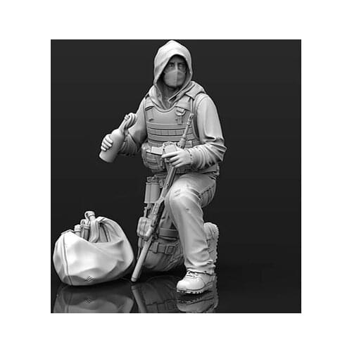 1/35 Resin Figures Model kits Agent lurker Unassambled Unpainted 725