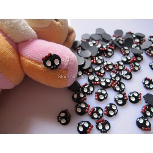 RC18-10 30pcs Cute Red Bow Black Skull Head Shape Nail Resin Decoration Outlooking