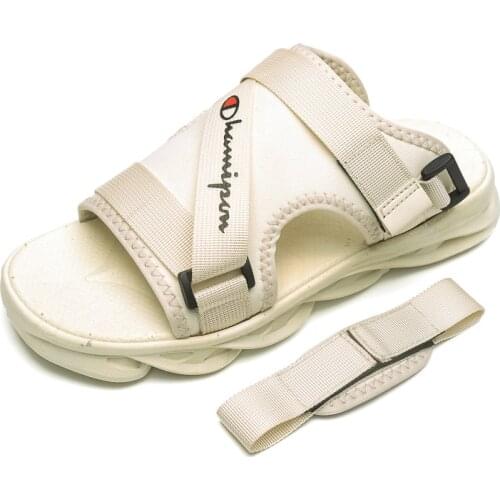 Mens Sandals Outdoor Summer Beach Shoes Lightweight Loop Toe Non-Slip High Quality 2021 New Design Male Slippers 39-44 Durable