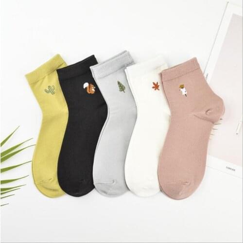 Yishine New Arrival 10 Pairs Spring Summer Sweet Florals Pattern Women Casual Middle Tube Socks