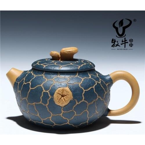 Factory direct Yixing teapot mud ore section double color spring pot 200 ml new teapot mixed batch