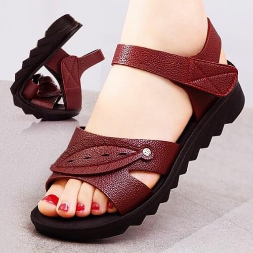 LIHUAMAO Summer Women Sandals Soft Casual Ladies Flat Comfortable Mother Shoes Female sandals shoes