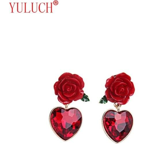 2018 Romantic Woman Sweet Simple Crystal Temperament Red Heart Pendant Rose Stud Earrings Jewelry Accessories