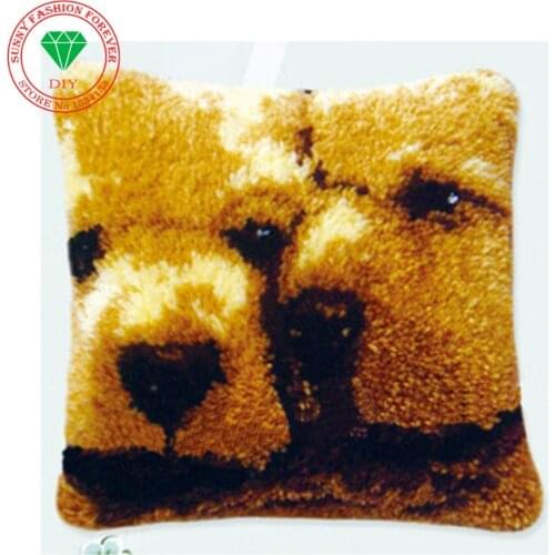 Cross-stitch carpet diy pillowcase embroidery Latch hook rug kits Carpet embroidery crochet hooks Stitch threads Cartoon Dog