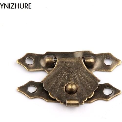 50pcs 30*18mm wooden flower box clasp buckle generic modern metal hasp and staple Small wooden casket buckle triangular