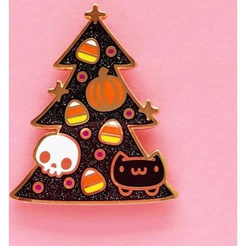 Shiny Christmas Tree Hard Enamel Pin Kawaii Pumpkin Candy Ghost Cat Christmas Decoration Brooch Unique Christmas Halloween Gift
