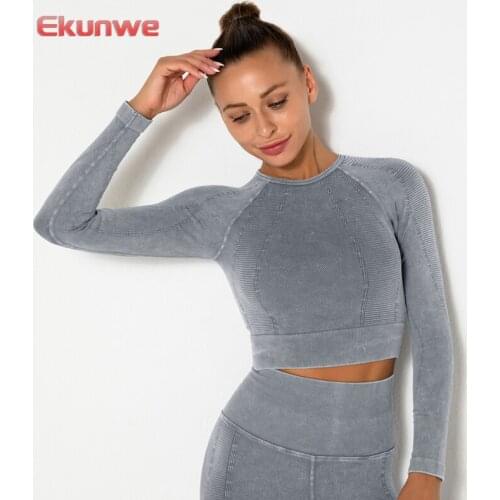 Female T-Shirts Long Sleeve Yoga Shirts Seamless Gym T-Shirts Breathable Knitted T-Shirts Running Crop Tops Athletic Gym Shirts