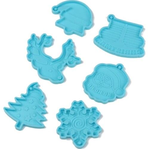 DIY Christmas Keychain Silicone Epoxy Mold DIY Keychain Pendant Jewelry Crafting Mould for Christmas Love Gift Craft