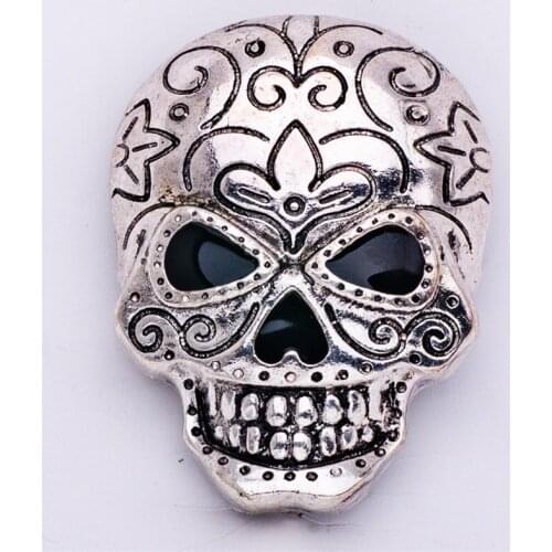 New Fashion Luxury Punk Skull Brooches Cool Stuff Gold Silver Color Alloy Ghost head Brooch For Men Halloween Days Jewelry Gifts