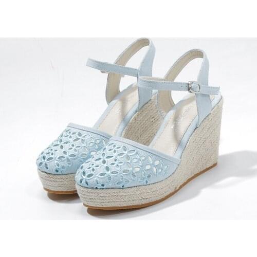 2020 Summer New Hollow Pierced Bohemian Linen Bottom Wedge Sandals Small Fresh Diablement Fort High Heel Shoes