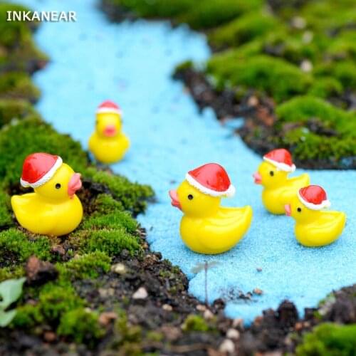 Resin Christmas Dark Anime Figures Miniature/Fairy Garden Figurine Dollhouse Kit Terrarium Ornaments Kids Toys Gifts Accessories