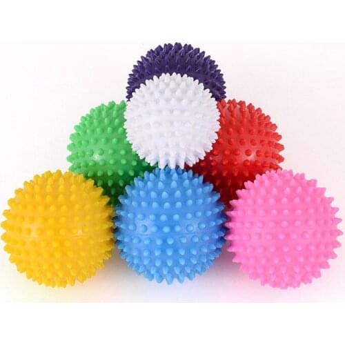 2021 New Sports Stress Relief Durable 7cm 9cm PVC Spiky Massage Ball Spike Massager Trigger Point Body Hand Foot Pain Yoga Ball