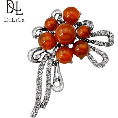 DiLiCa Trendy Brooches for Women Flower Statement Brooch Pins Rhinestone Plant Costume Brooches Scarf Buckle Corsage Broszka