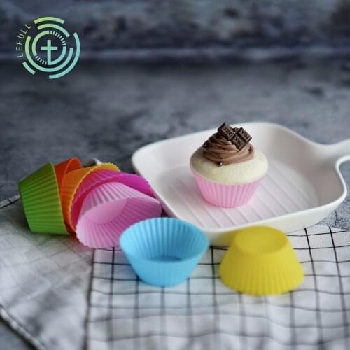 Boxed 24 Pack Silicon Cupcake Baking Cups, Silicone muffin liners, Reusable & Non-stick For Baking Molds , 8 Rainbow Colour