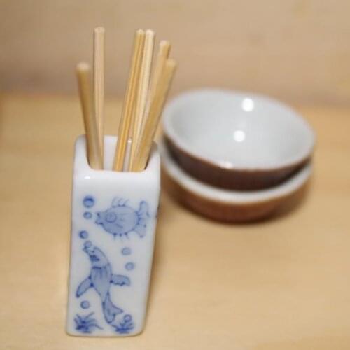 1 Set Brand New Mini 1/12 Miniature Dollhouse Chinese Chopsticks tube Tableware Set Kitchen Toy