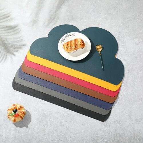 4-Pcs Placemats, Faux Leather Tableware Pad Placemat for Kitchen Table Washable Heat Resistant Table Mats Non-Slip , Waterproof