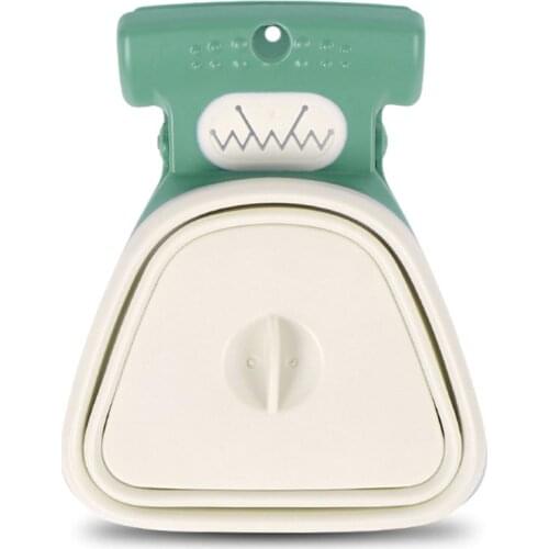 Pet Travel Folding Poop Scoop Clean Pick Up Droppings Cleaner Dog Outdoor Toilet X4YE