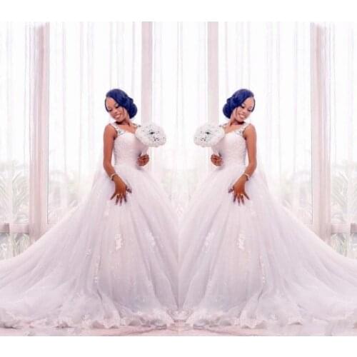 African Black Girls White Wedding Dress Custom Made Lace Applique Sleeveless Country Garden Bridal Gown Custom Made Plus Size