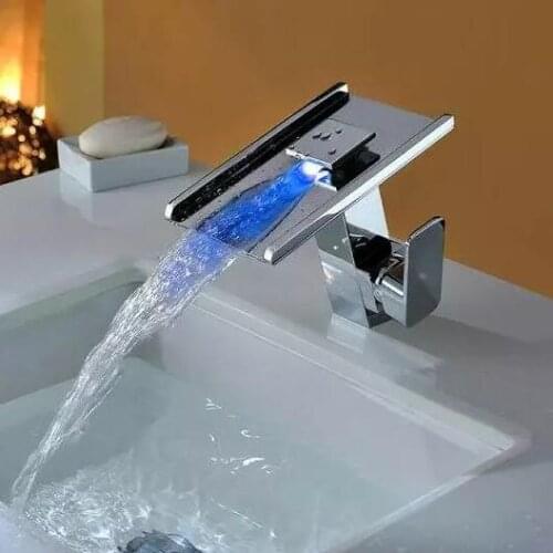 Vidric Square LED basin Faucet Bathroom waterfall Faucet Brass LED Waterfall Taps Water Power Basin Led Tap Mixer Torneira