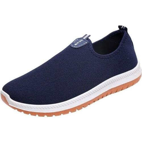 Old Beijing cloth shoes men and women of the same style middle-aged elderly spring autumn single shoes, non-slip, soft soles