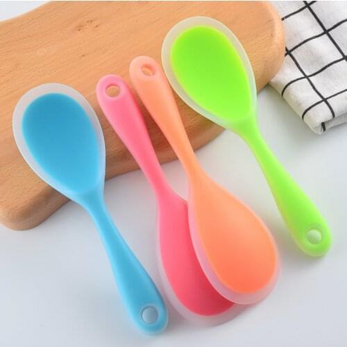 New high temperature non-stick pan does not hurt the liner silicone spoon NEW