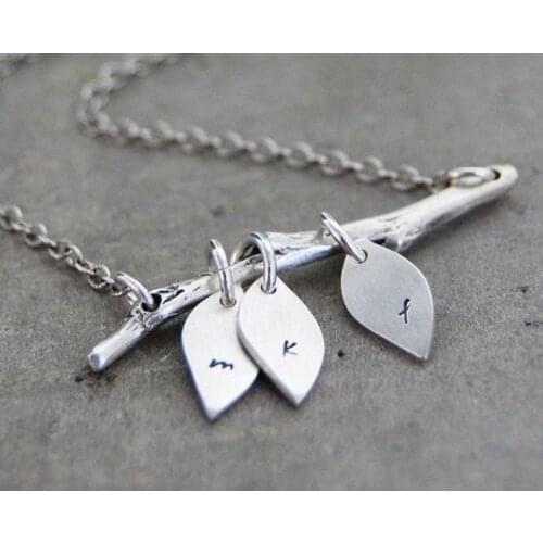 DALDAKİ LETTERS LADY DESIGN NECKLACE