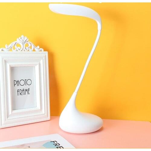 Smart Home Light Three-color Temperature Swan Table Lamp for Children Learning Bedside Bedroom Dormitory Study 1200mAh