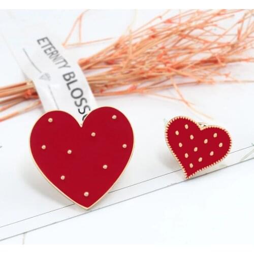 Cartoon Enamel Pin Brooch Red Love Heart Pins Clothes Backpack Hat Badge Accessories Fashion Brooches Jewelry Gift For Boys Girl