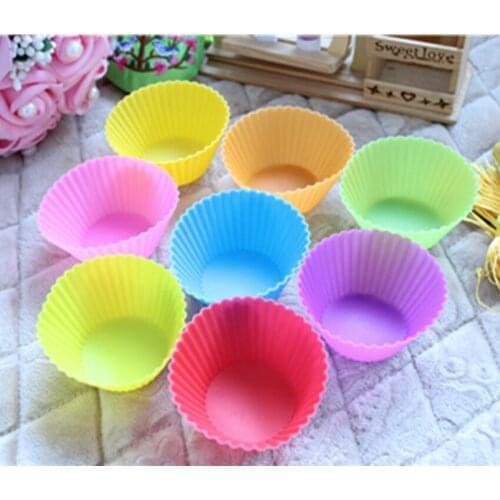 Set of 8 Pieces (1 dozen) Round Shaped Silicon Cake Baking Molds Jelly Mold Silicon Cupcake Pan Muffin Cup