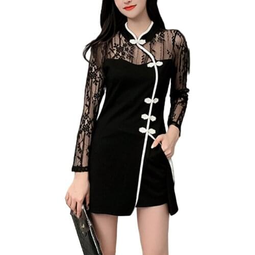 Womens Modern Cheongsam 2pcs Outfit Mandarin Collar Frog Button Deco Lace Patchwork Top Black Shorts 2pcs Outift Short Sleeve