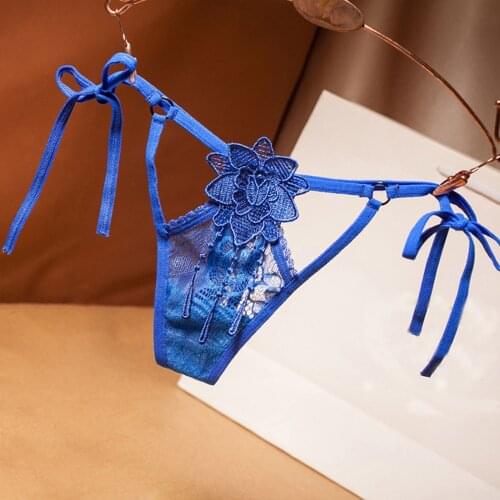 Women Panties Sexy Essential Light Lace See-Through Breathable Thongs Briefs Panties Lingerie Summer Lady Panties Vrouw Thongs