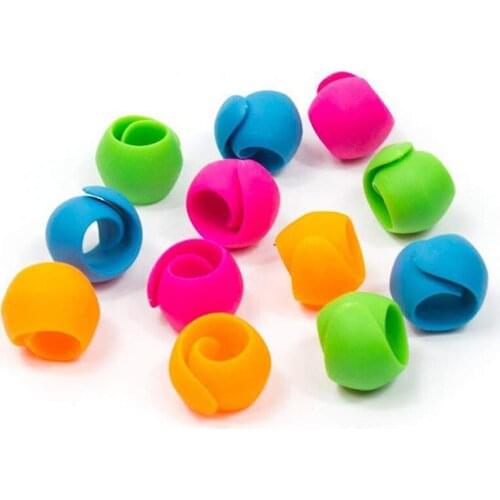 New Thread Spool Huggers Prevent Thread Unwinding to Keep Thread Tails Under Control, Sewing Supplies and Accessories