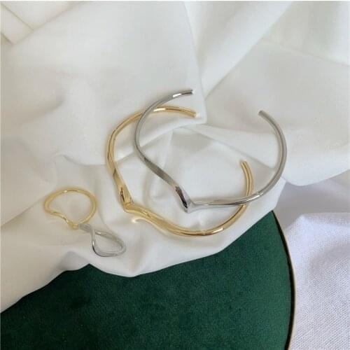 Orgin Summer Minimalist Metal Irregular Twisted Bracelet for Women Delicate Fashionable Ring Everyday Gifts Jewelry Accessories