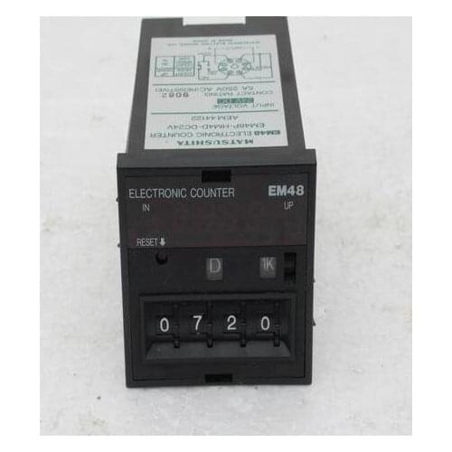 Controller EM48P-HM4D-DC24V , Used one , 90% appearance new , 3 months warranty , fastly shipping