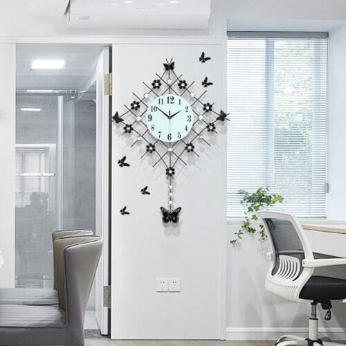 Home living room clock fashion creative European style wall clock simple decoration quartz clock popular