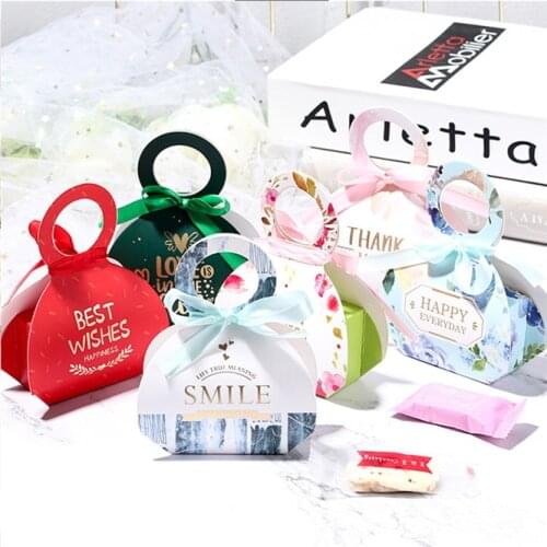 10pcs Lovely gift box Wedding Favor Sweet Gift Bags Candy Box for Wedding Baby Shower Birthday Guests Event Party Supplies