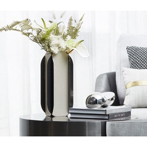 Luxtry Home Decorative Accessories Modern Gray Leather Metal Splicing Flower Hotel Club Lobby Coffee Table Decoration Vase